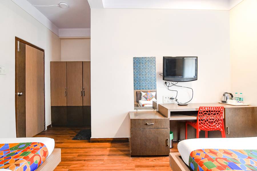 fabhotel ss residency