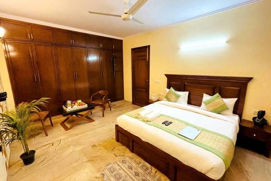 Fortune Home Service Apartment 4Bhk,D-36,Saket,Saket, Delhi,3 star