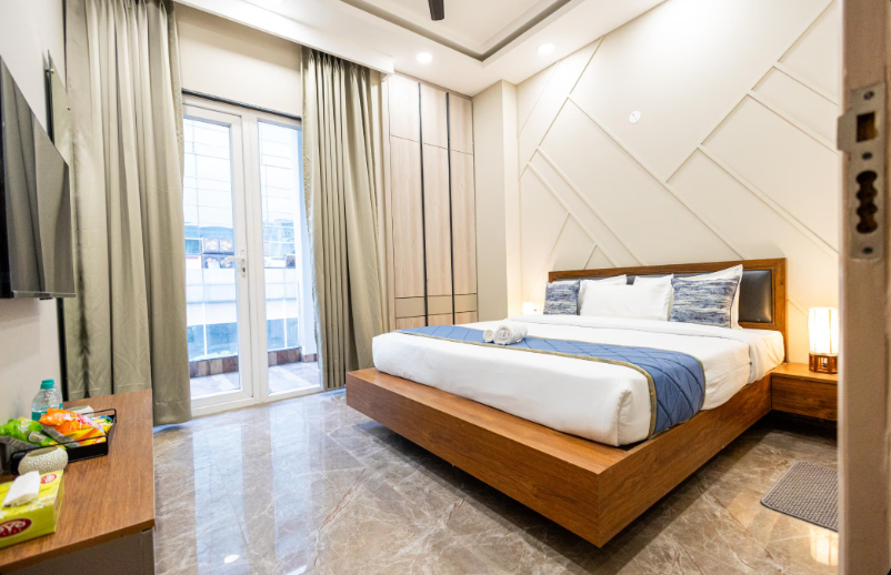 Axon Mayfield Garden Near Artemis Hospital Sector 51,Gurgaon Sector Area,3 star