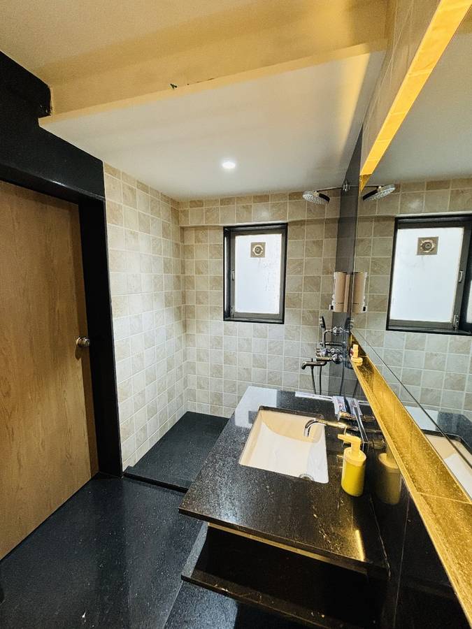 hotel hsquare andheri