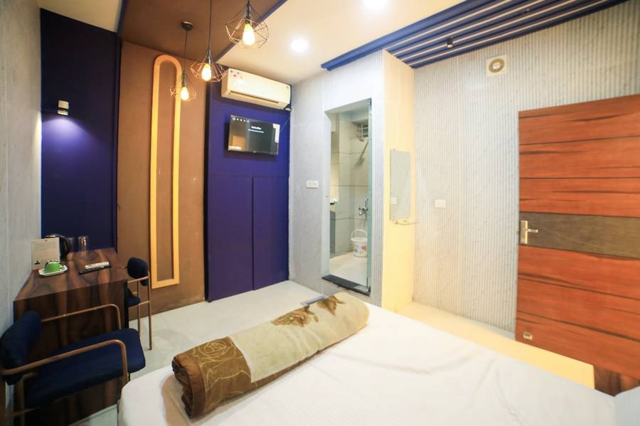 Ramashray Premium Studio Apartments,,3 star