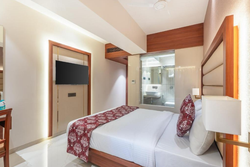 hotel supreme comforts mumbai airport