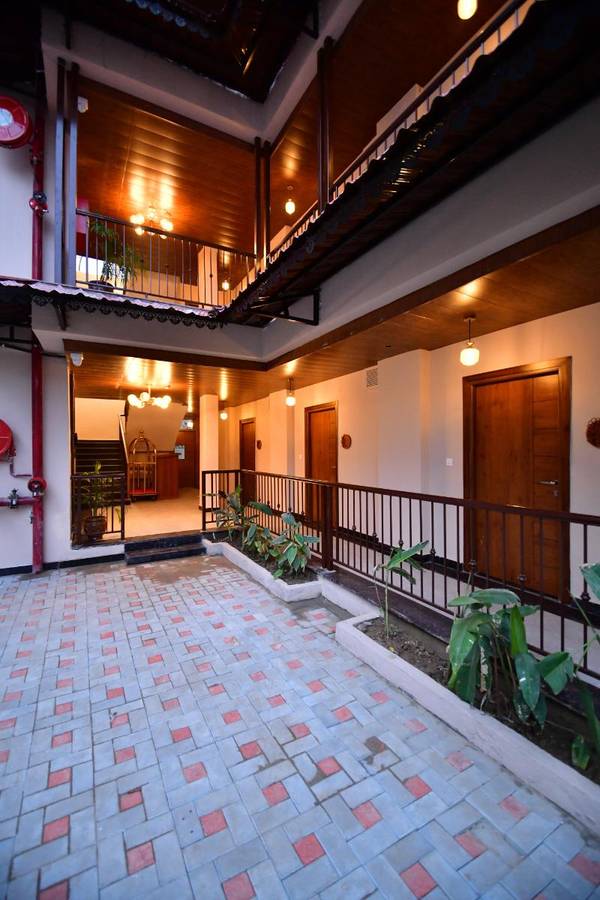 Aviral Ganga A Unit Of Amritaam Wellness,,4 star