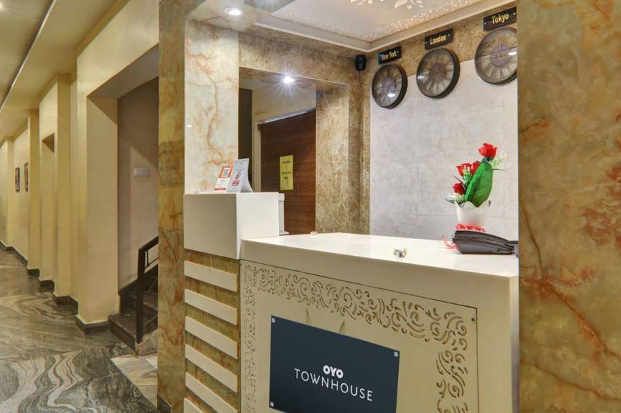 Super Townhouse Kankarbagh Formerly Kunwar Alcajars,KANKARBAGH,3 star