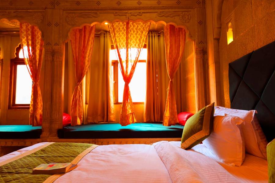 Hotel Garh Meera,,3 star