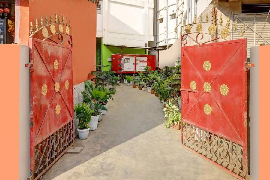 Hotel Maa Bharati,Ulubari,3 star