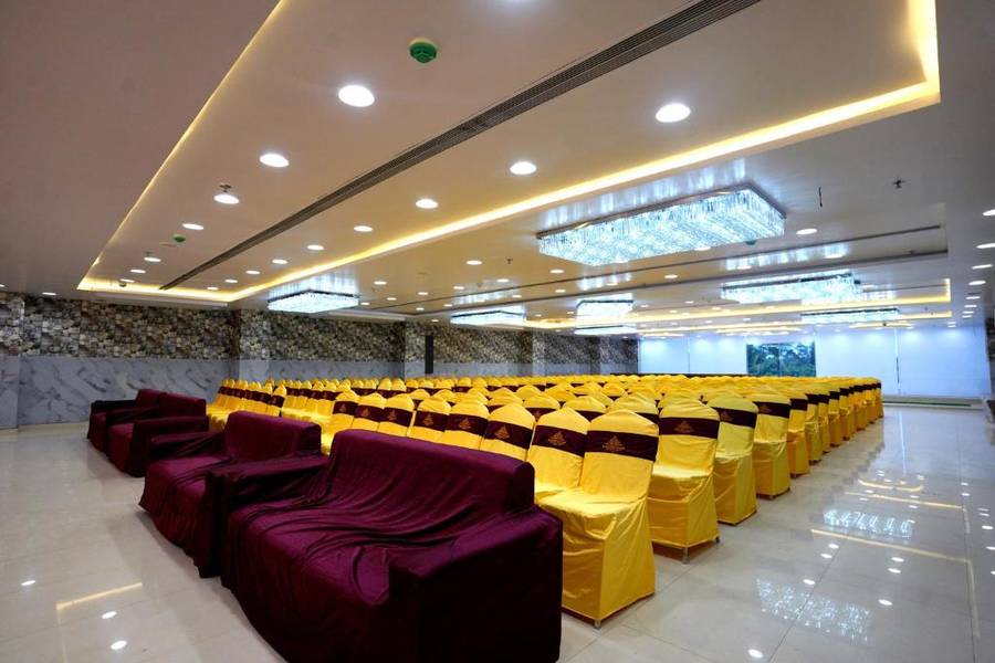 Saaradhi Grand,Chintalmet,3 star