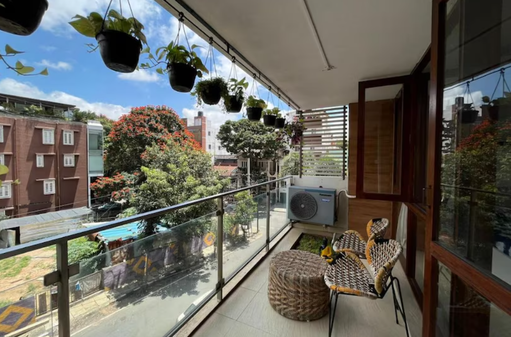 Luho Grande,Koramangala,3 star