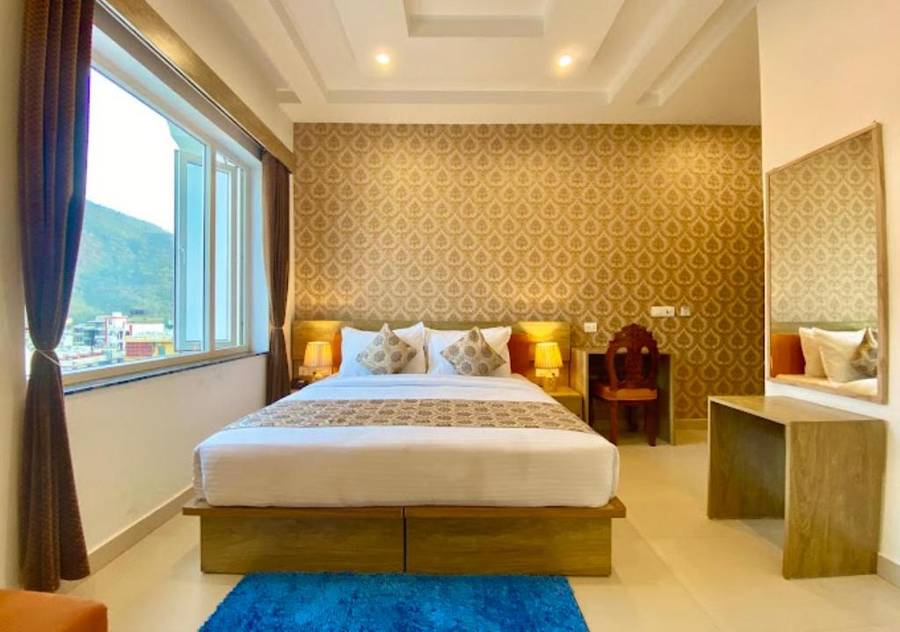 Arogyadham Retreat,Tapovan>>Rishikesh,3 star