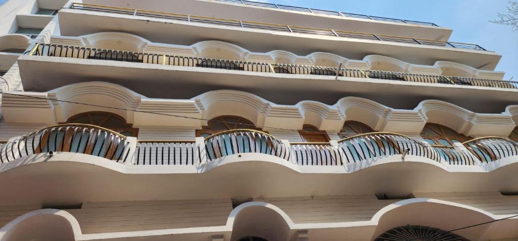 Grand Hotel Inn,,3 star