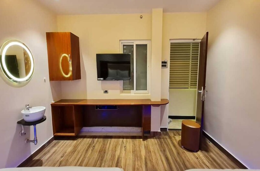 Hotel Sannidhi,Nrp Road, Gandhinagar,Opp. Chitturi High School, Vijayawada, Andhra Pradesh,3 star