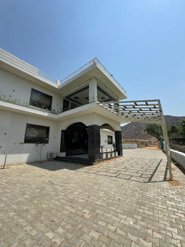 Tropica Nature's Retreat,,3 star