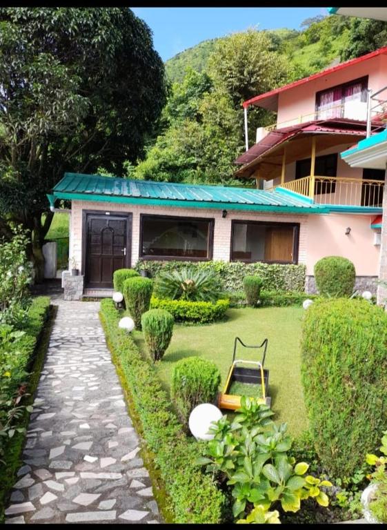 Nabh Resorts,,3 star