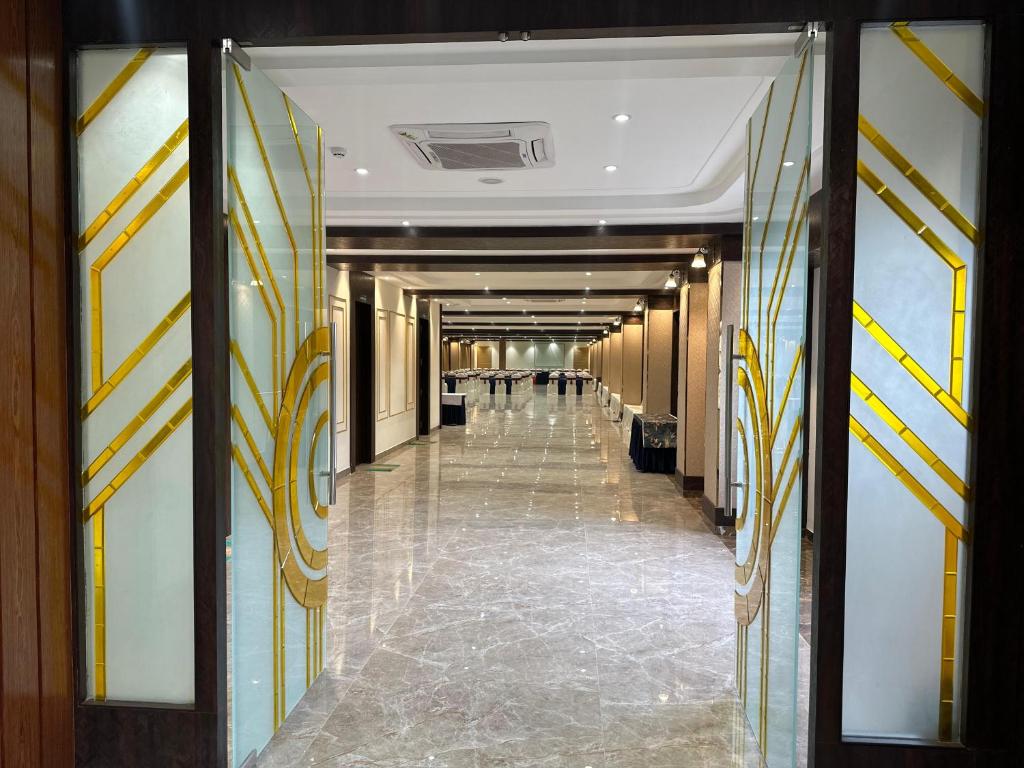 Monday Hotels Amalapuram Heights,,3 star