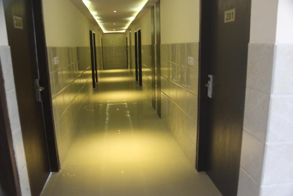 Hotel Savi Regency,Rajasthan>>Jaipur,2 star