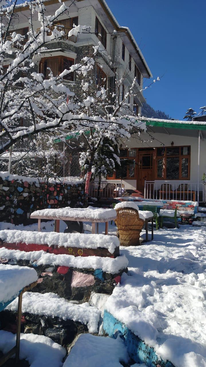 Hotel Devlok International,Kasol Rd,3 star