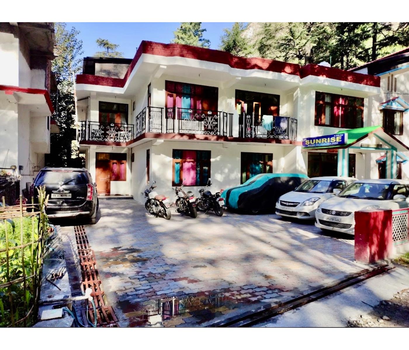 Sunrise Guest House,Sosan,2 star