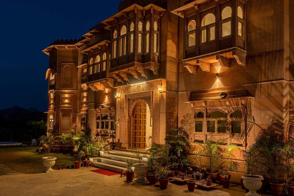 castle oodeypore a boutique stay