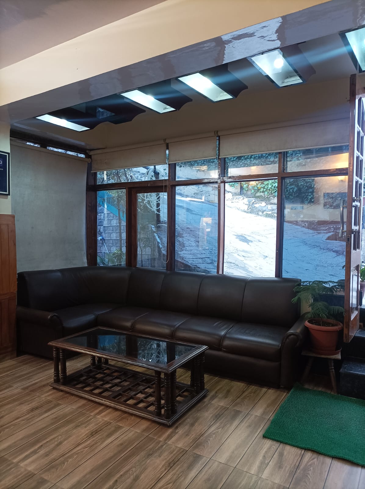 Hotel Devlok International,Kasol Rd,3 star
