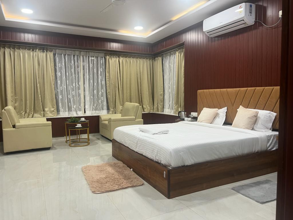 Beach Town Hotel,Ramakrishna Beach,3 star