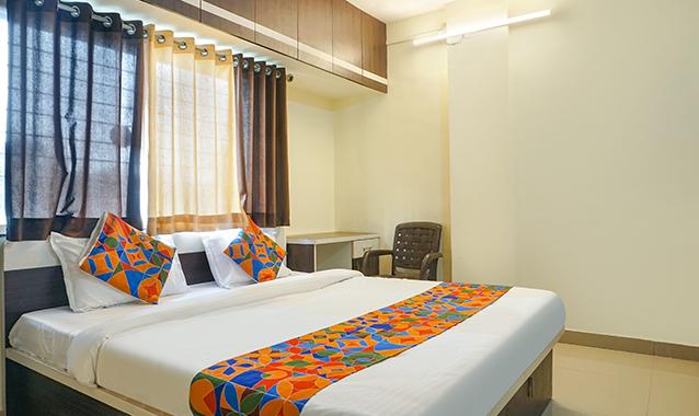 Fabhotel The Guest House,Vadgaon,3 star