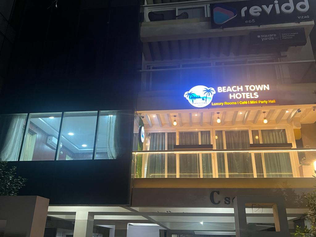 Beach Town Hotel,Ramakrishna Beach,3 star