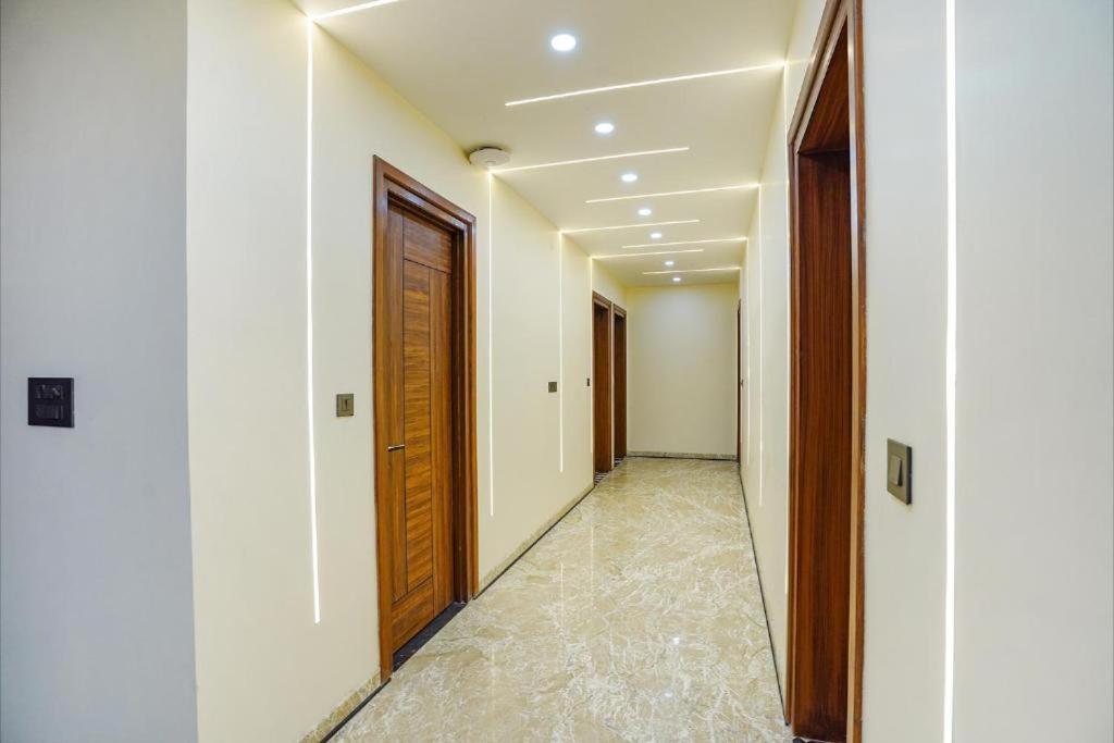 The Grand Mansion Hotel,Sector 1,3 star