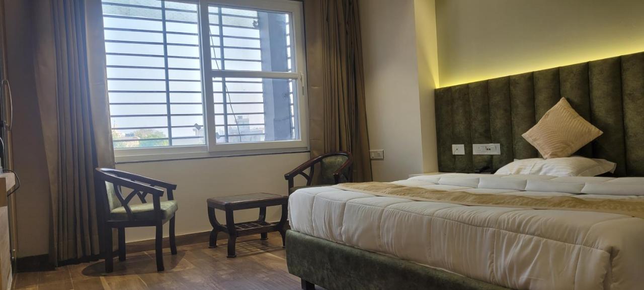 Hotel Alpine Plaza,Ambala Cantt,3 star