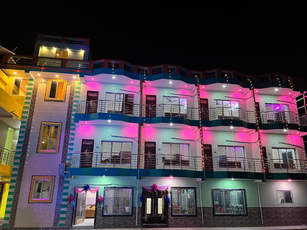 Manas Kanya Beach Resort,Silampur,3 star