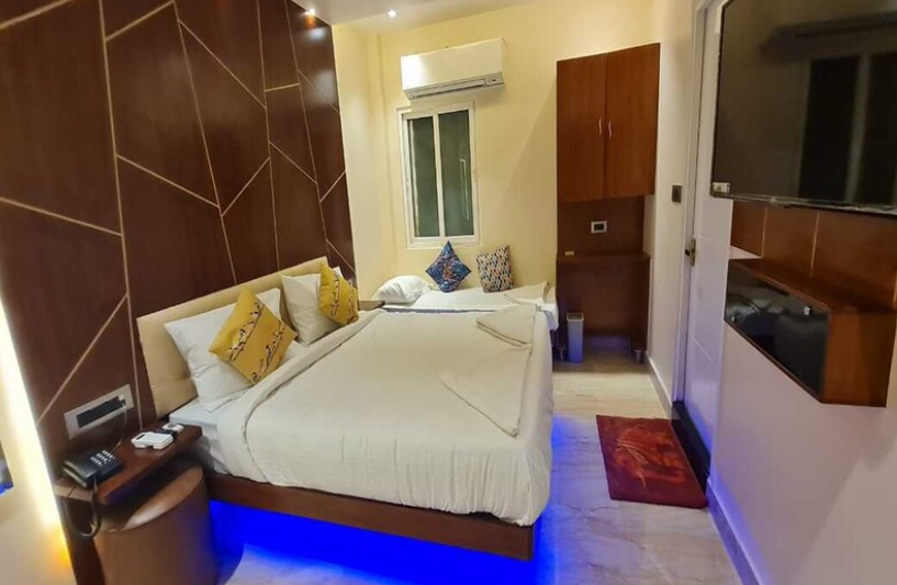 Hotel Sannidhi,Nrp Road, Gandhinagar,Opp. Chitturi High School, Vijayawada, Andhra Pradesh,3 star