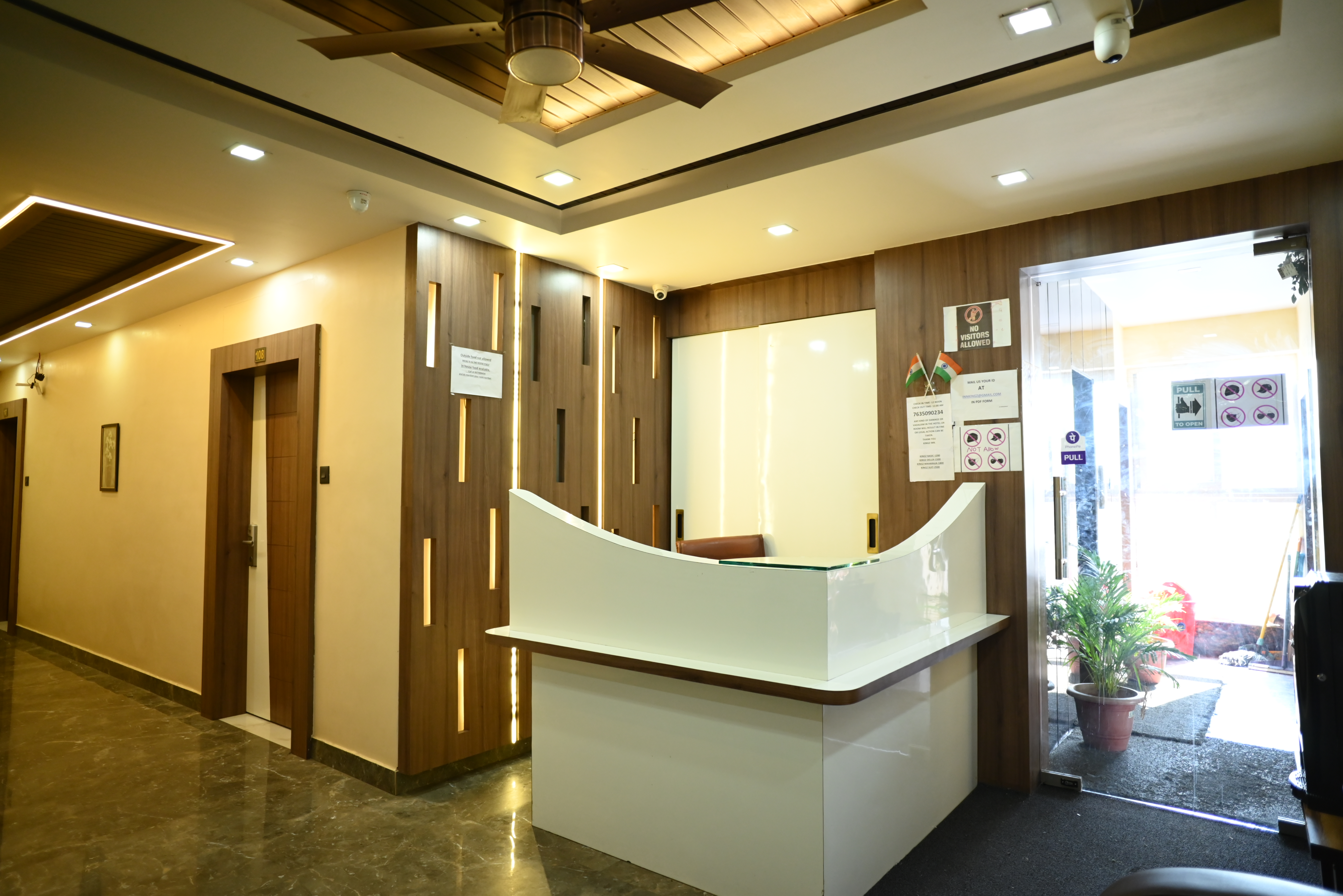 Kings Inn Hotel,,3 star