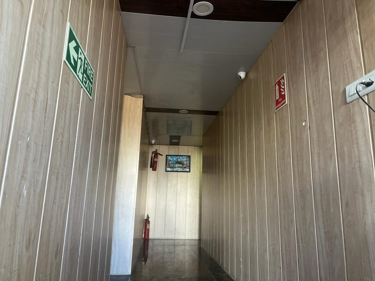Hotel The Amar Grand,Barlowganj,2 star