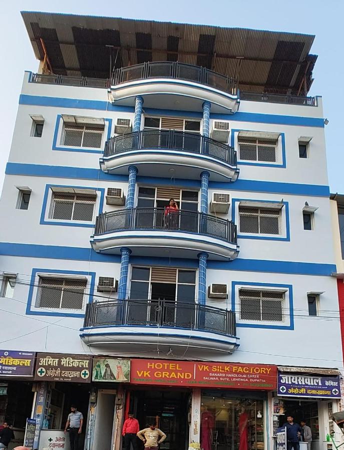 Hotel Vk Grand,Ramapura Luxa,2 star