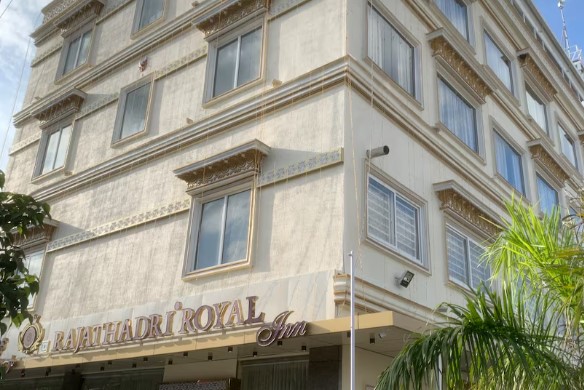 Rajathadri Royal Inn,Uttarahalli,3 star