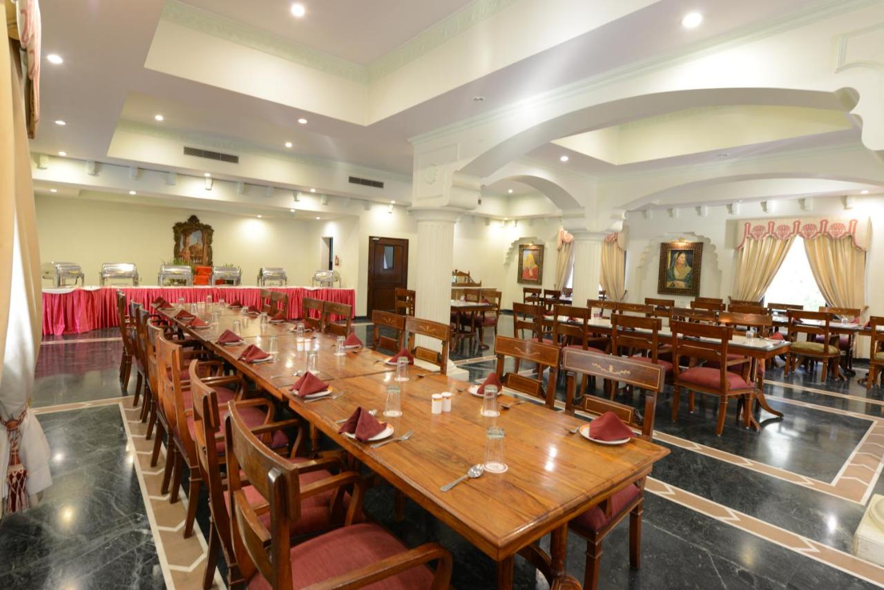 Heritage Resort Bikaner,Ridmalsar Purohitan,4 star