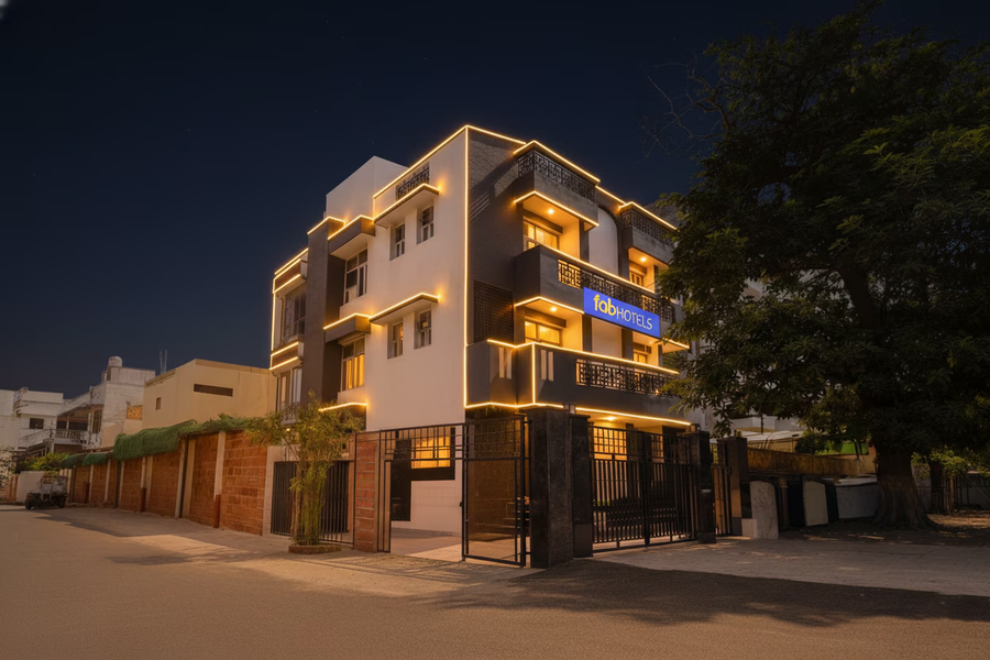 fabhotel novis house