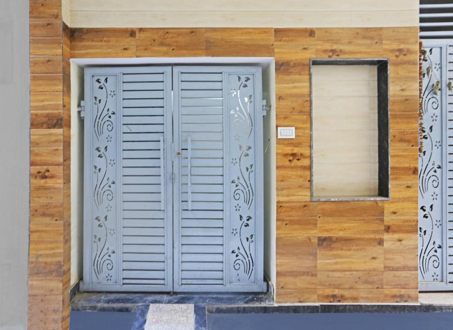 Swastik Residency Laxmi Nagar By Twamev,,3 star