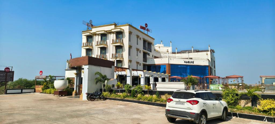 Spree Ashodev Hotel,,4 star