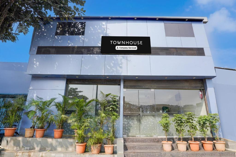 Hotel Royal Palace,,2 star