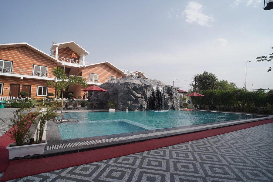 7 hills resort