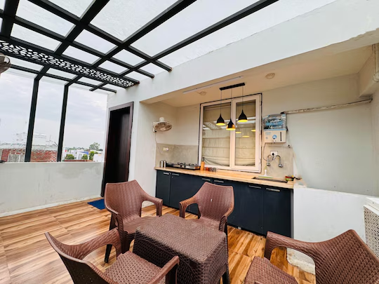 Planet Eco Stays,Sindhi Colony,3 star