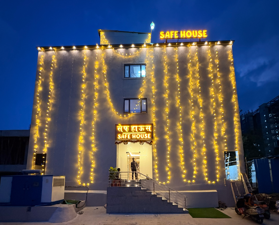 hotel safe house
