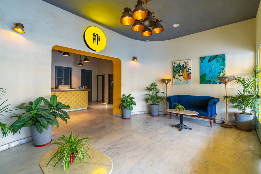 the hosteller bam udaipur artist house