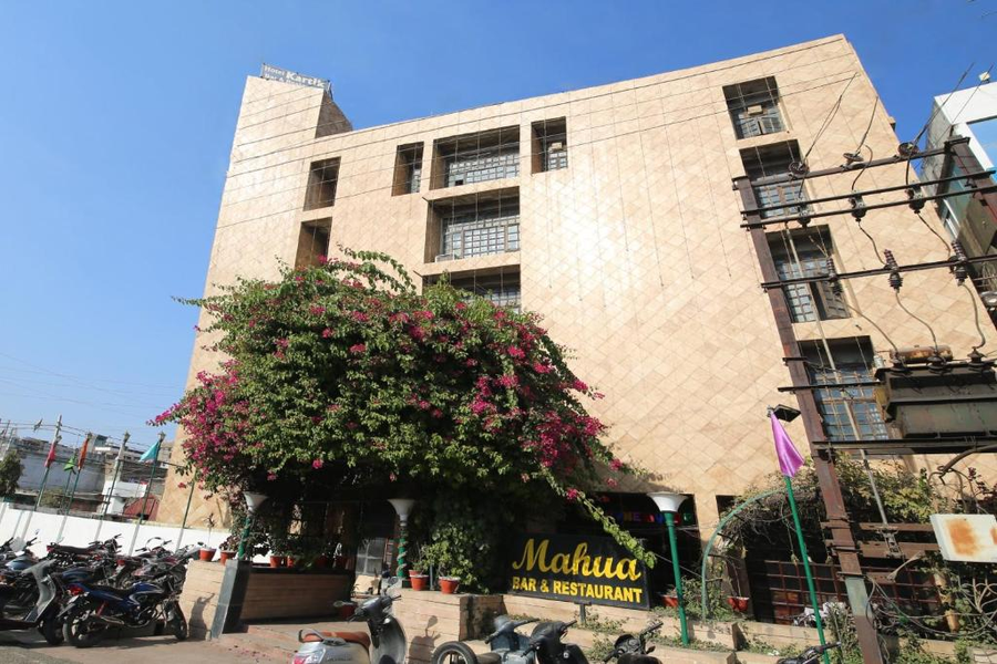 Hotel Kartik,Napier Town,3 star