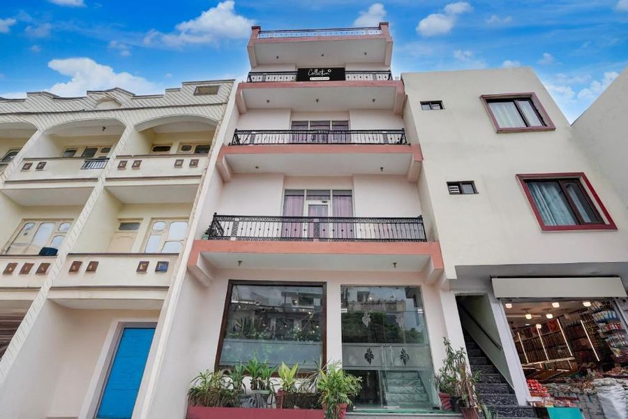 Super Collection O Vaishno Devi Temple Formerly Hotel The Leaf,Railway Road,3 star