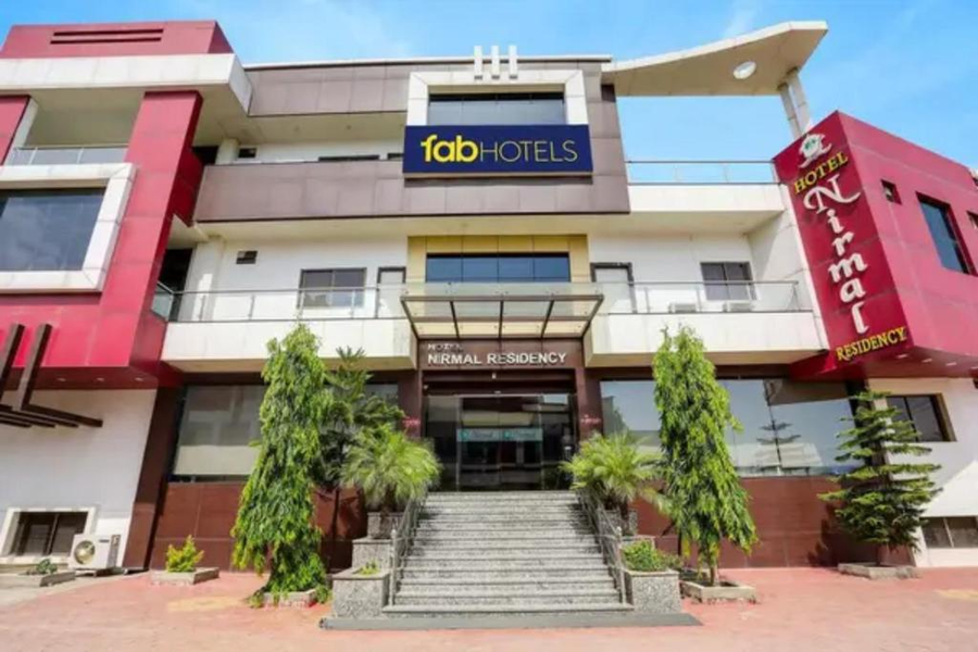 Fabhotel Prime Nirmal Residency,LALGHATI,3 star
