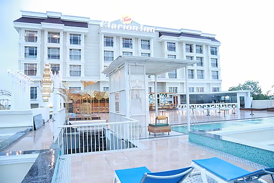 Clarion Inn Indore,Ujjain-Indore Road,3 star