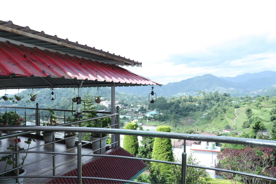 Hill Top Hotel And Resorts,,3 star