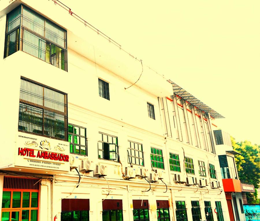 hotel ambassador grand