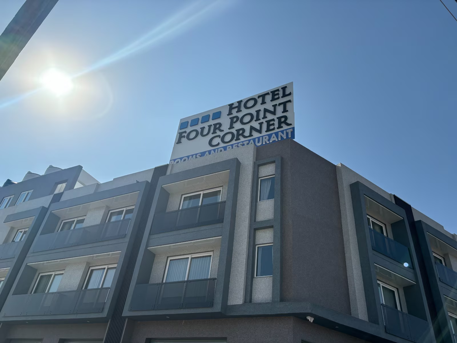 hotel four point corner